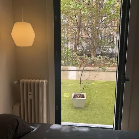 Garden - 10 Min From Champs Elysees Paris