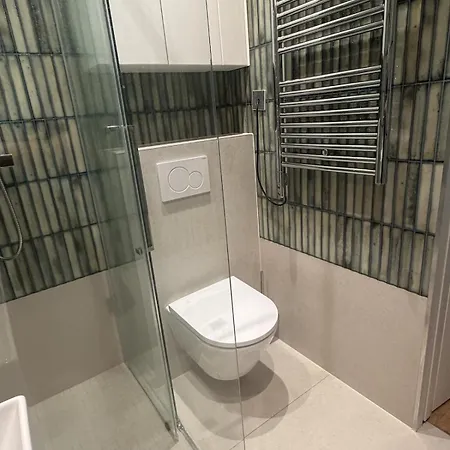 Garden - 10 Min From Champs Elysees Apartment Paris