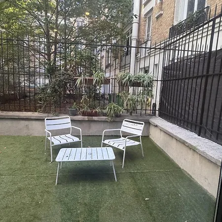 Apartment Garden - 10 Min From Champs Elysees
