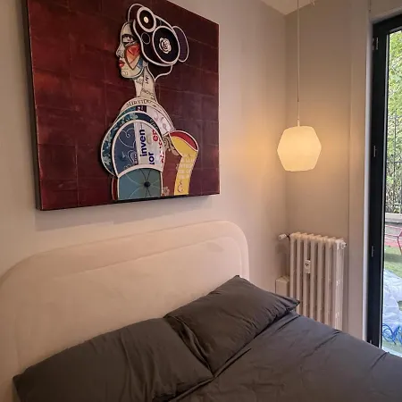 Garden - 10 Min From Champs Elysees Apartment Paris